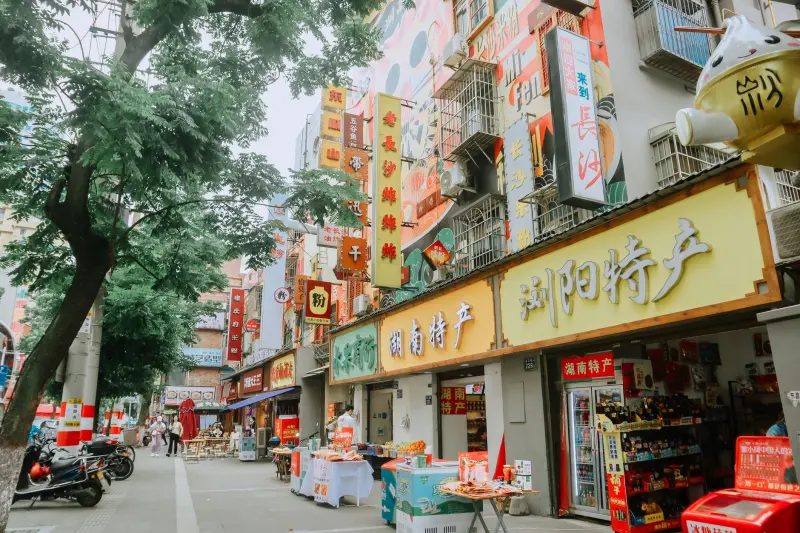 本地零售店饮料与休闲零食组合搭配方案