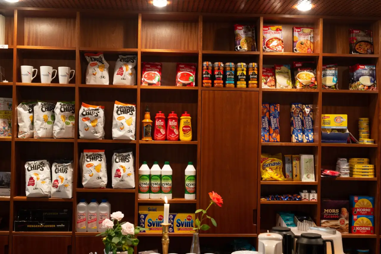 儋州南丰捷涯百货店预包装食品品类结构及选品策略解析封面图